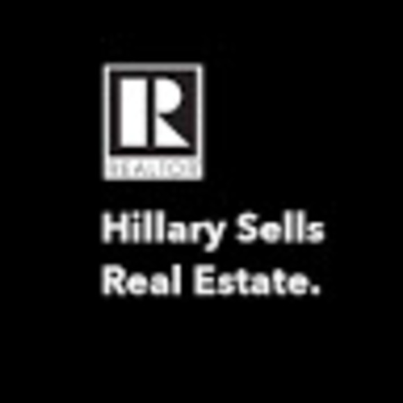 Meet your Posher, Hillary - Picture 1 of 1